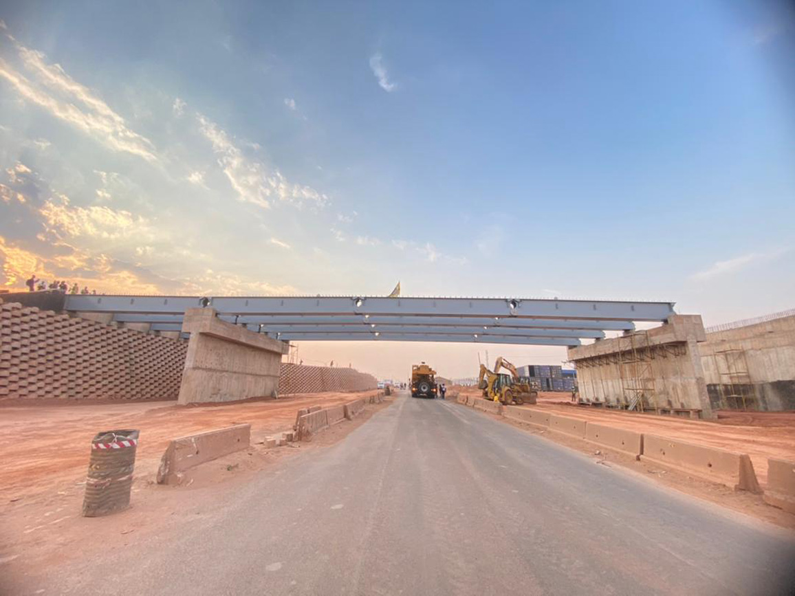 Construction du pont de l'échangeur de Kolwezi en 2023