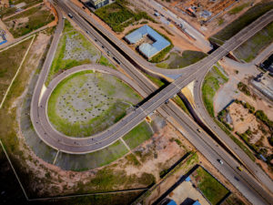 The first interchange in the city of Kolwezi, built by Groupe Forrest companies, was inaugurated in June 2025.