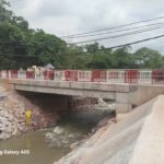 Le pont Mfusu, rehabilité par EGMF en 2025 s’étend sur 15 m et offre une circulation bidirectionnelle sécurisée.